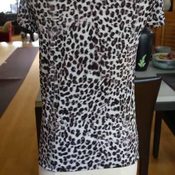 NWT! $165 Majestic Filatures X Saks extrafine tee shirt top brown leopard print - Picture 4 of 13